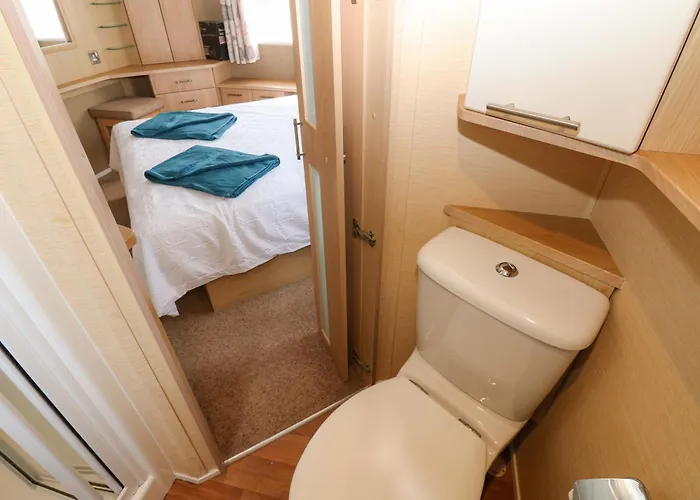 12 Field View Semesterbostad