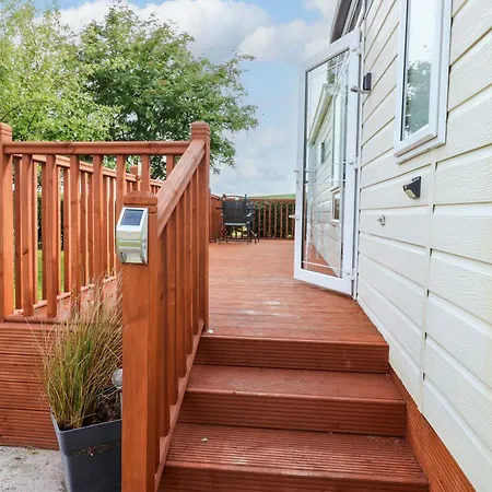 12 Field View * Carlisle (Cumbria)